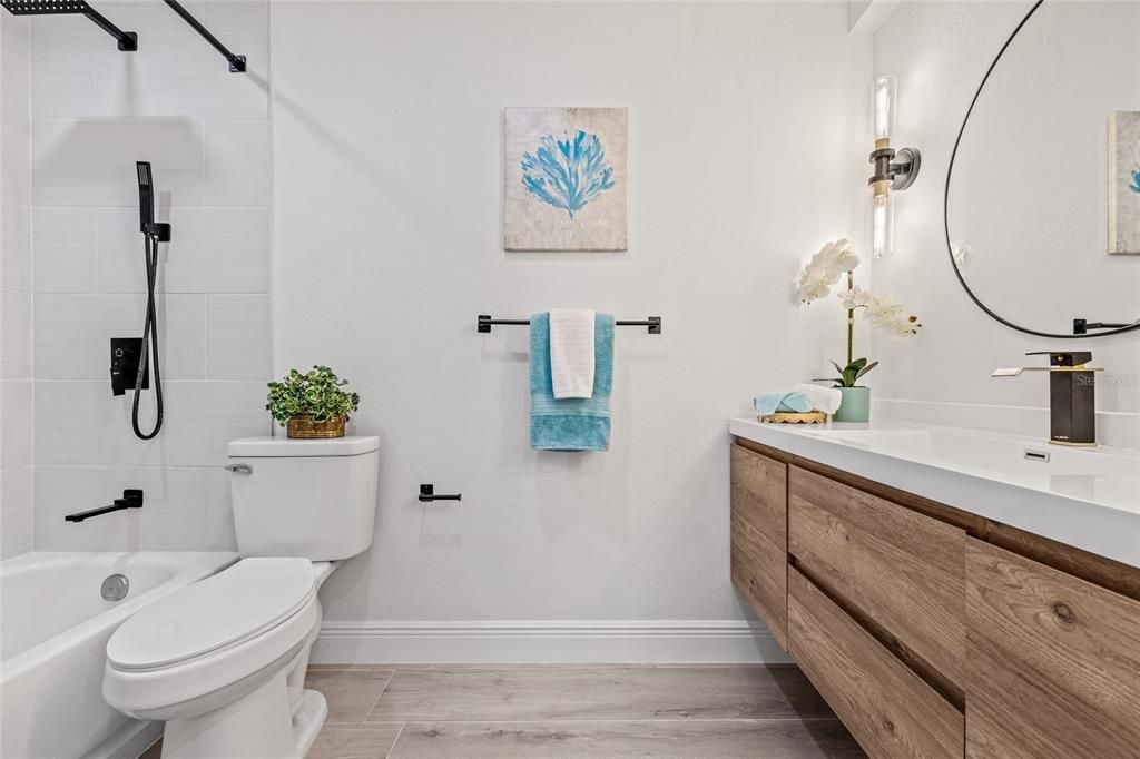 Active With Contract: $780,000 (4 beds, 2 baths, 2115 Square Feet)