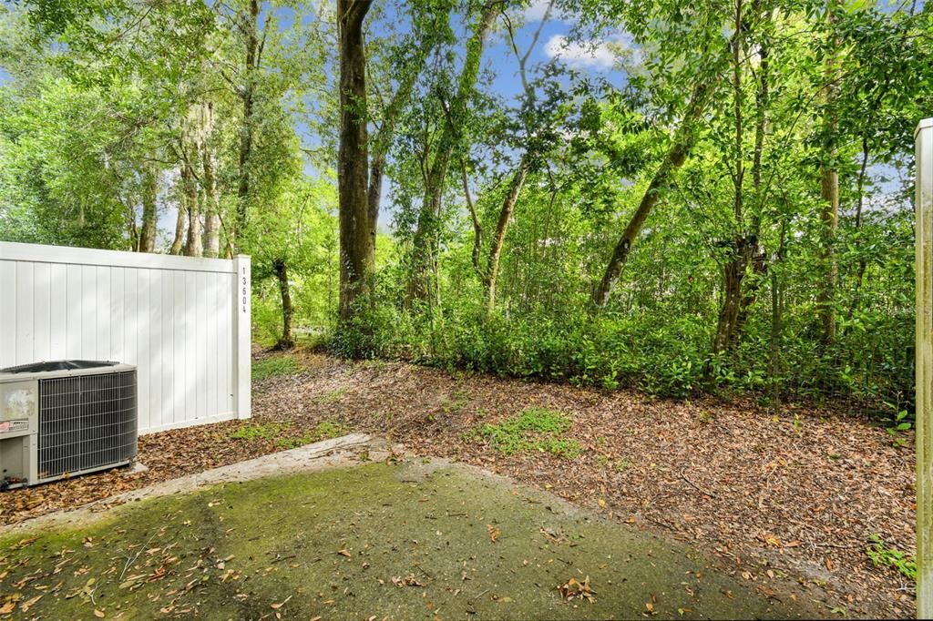 For Rent: $1,550 (2 beds, 1 baths, 958 Square Feet)