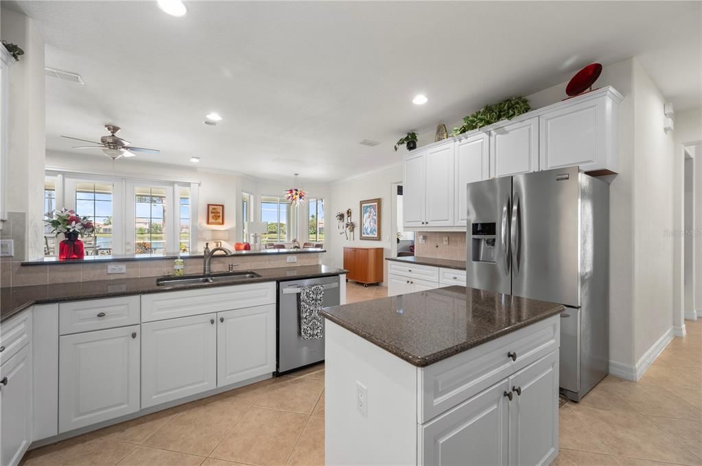 待售: $835,000 (4 贝兹, 3 浴室, 3463 平方英尺)