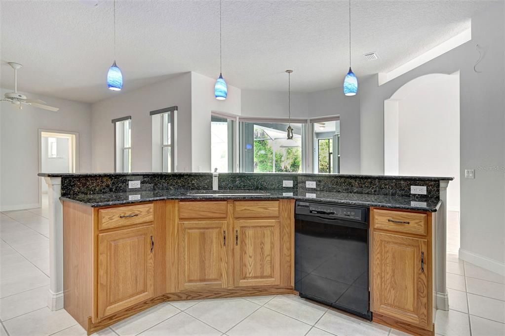 待售: $725,000 (3 贝兹, 3 浴室, 2880 平方英尺)