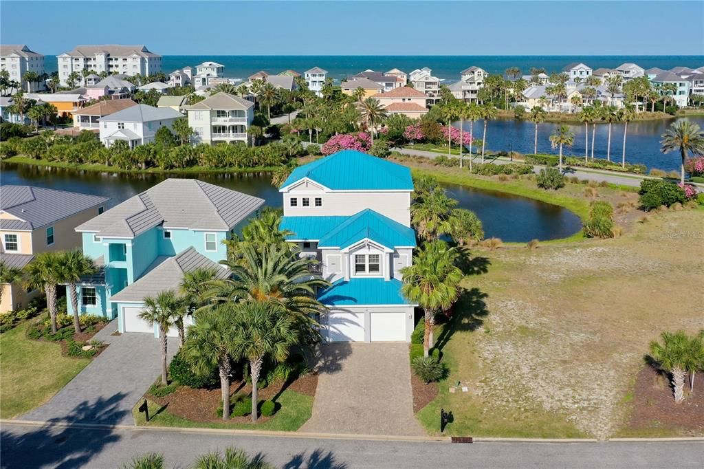 Под контрактом: $1,350,000 (4 спален, 3 ванн, 3626 Квадратных фут)