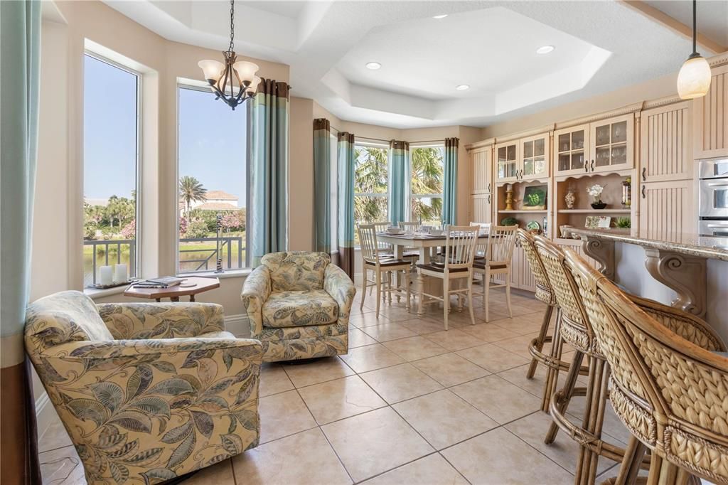 Под контрактом: $1,350,000 (4 спален, 3 ванн, 3626 Квадратных фут)