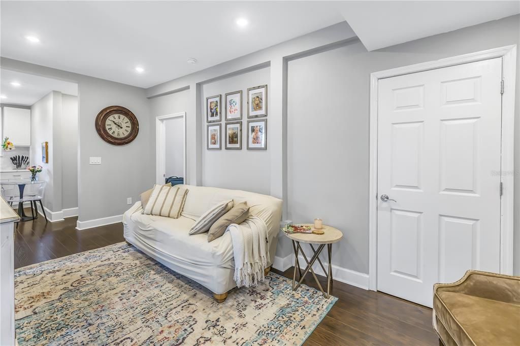 Под контрактом: $675,000 (3 спален, 0 ванн, 1608 Квадратных фут)