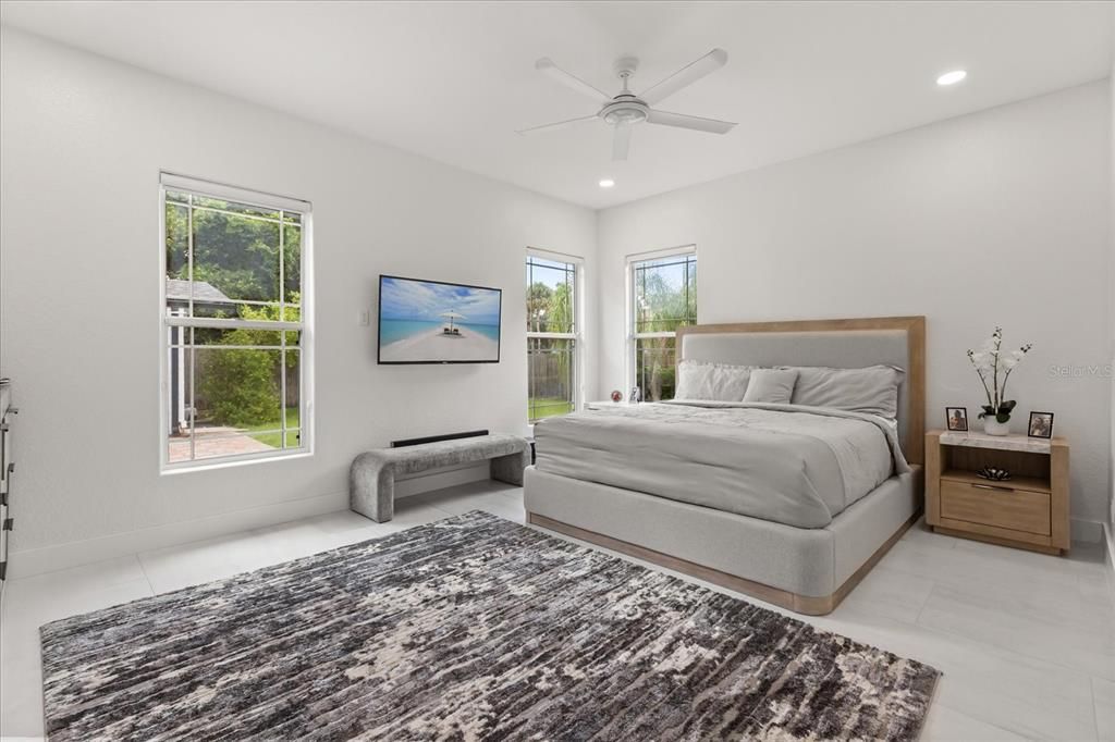 For Sale: $2,165,000 (5 beds, 4 baths, 4798 Square Feet)