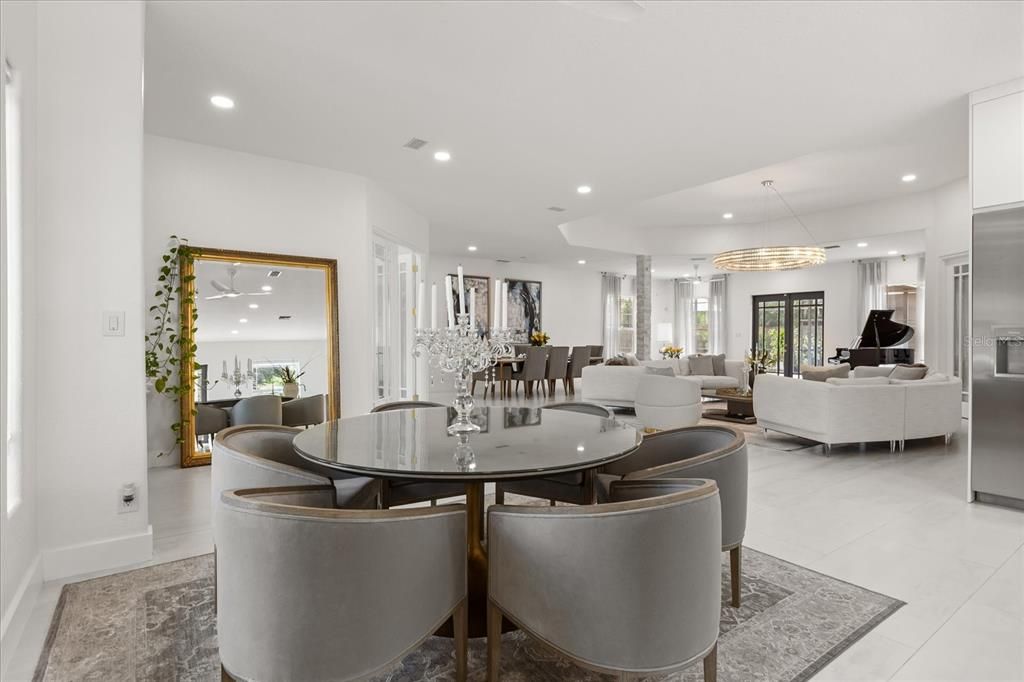 For Sale: $2,165,000 (5 beds, 4 baths, 4798 Square Feet)