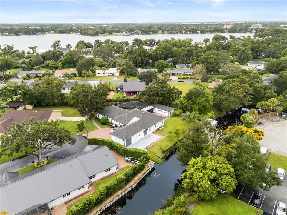 For Sale: $2,165,000 (5 beds, 4 baths, 4798 Square Feet)