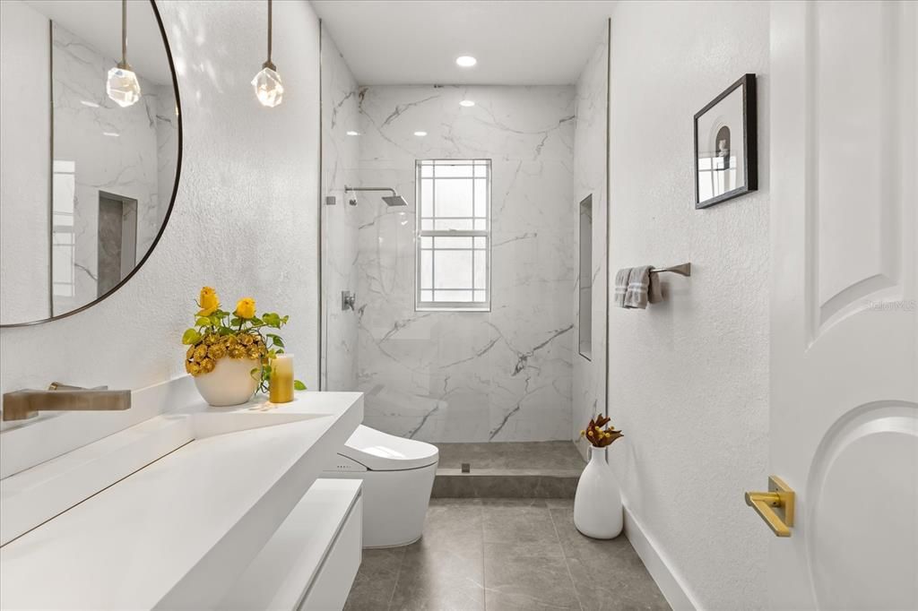 For Sale: $2,165,000 (5 beds, 4 baths, 4798 Square Feet)