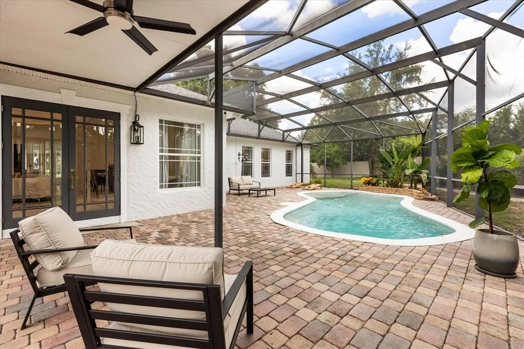 For Sale: $2,165,000 (5 beds, 4 baths, 4798 Square Feet)