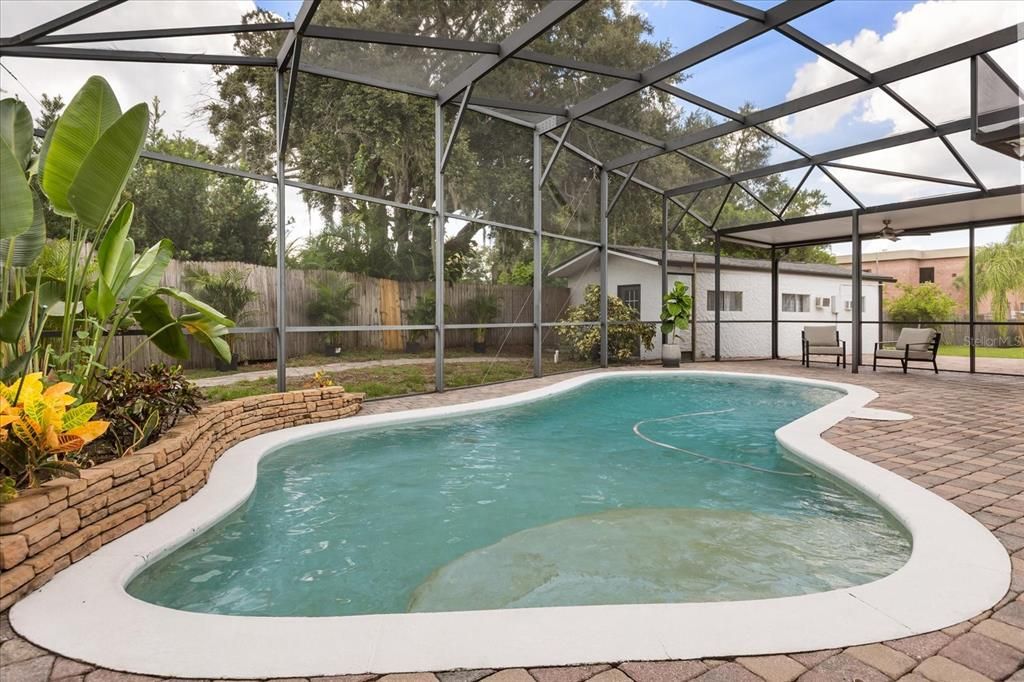 For Sale: $2,165,000 (5 beds, 4 baths, 4798 Square Feet)