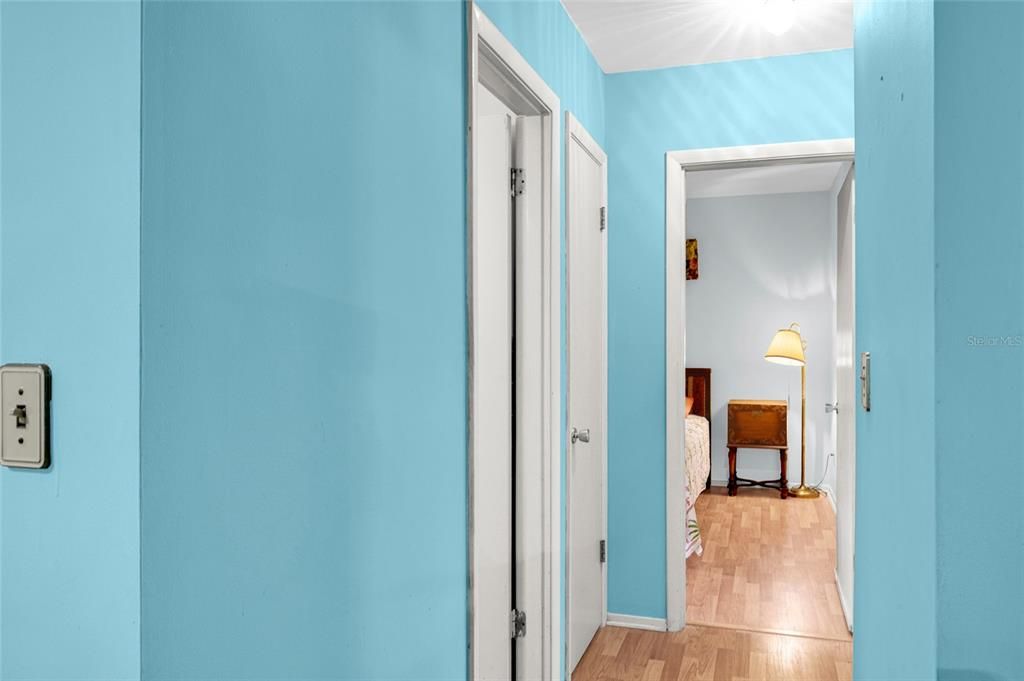 For Sale: $312,900 (3 beds, 1 baths, 1488 Square Feet)