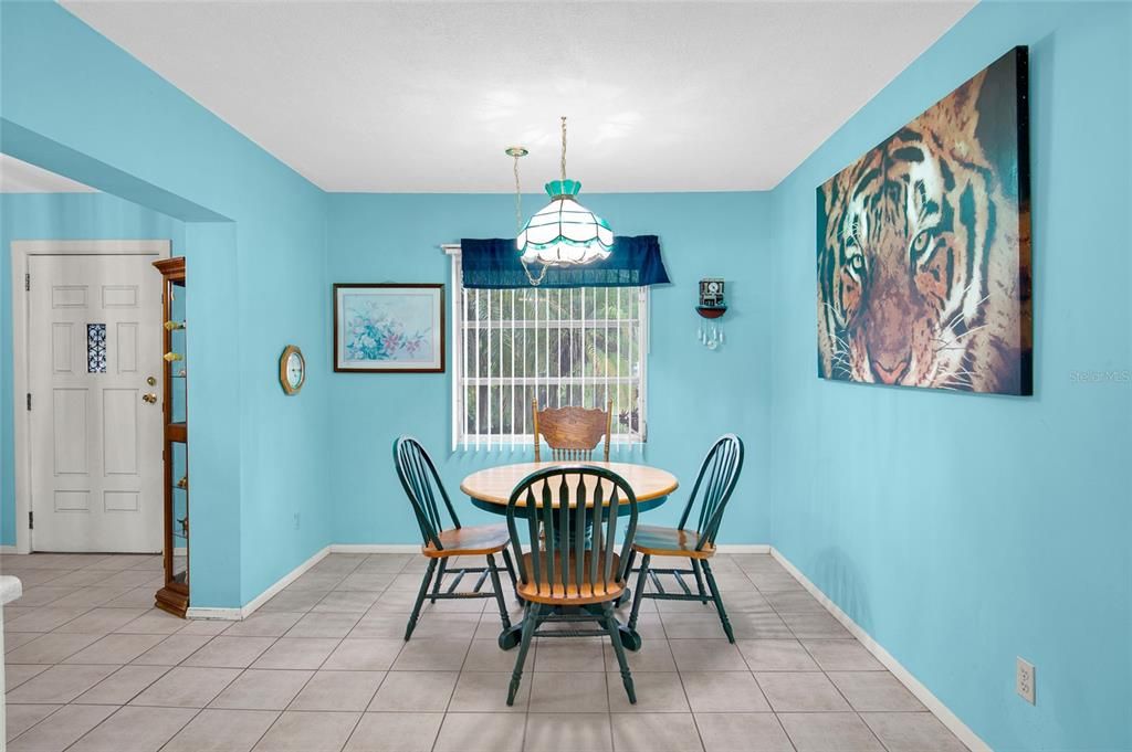 For Sale: $312,900 (3 beds, 1 baths, 1488 Square Feet)