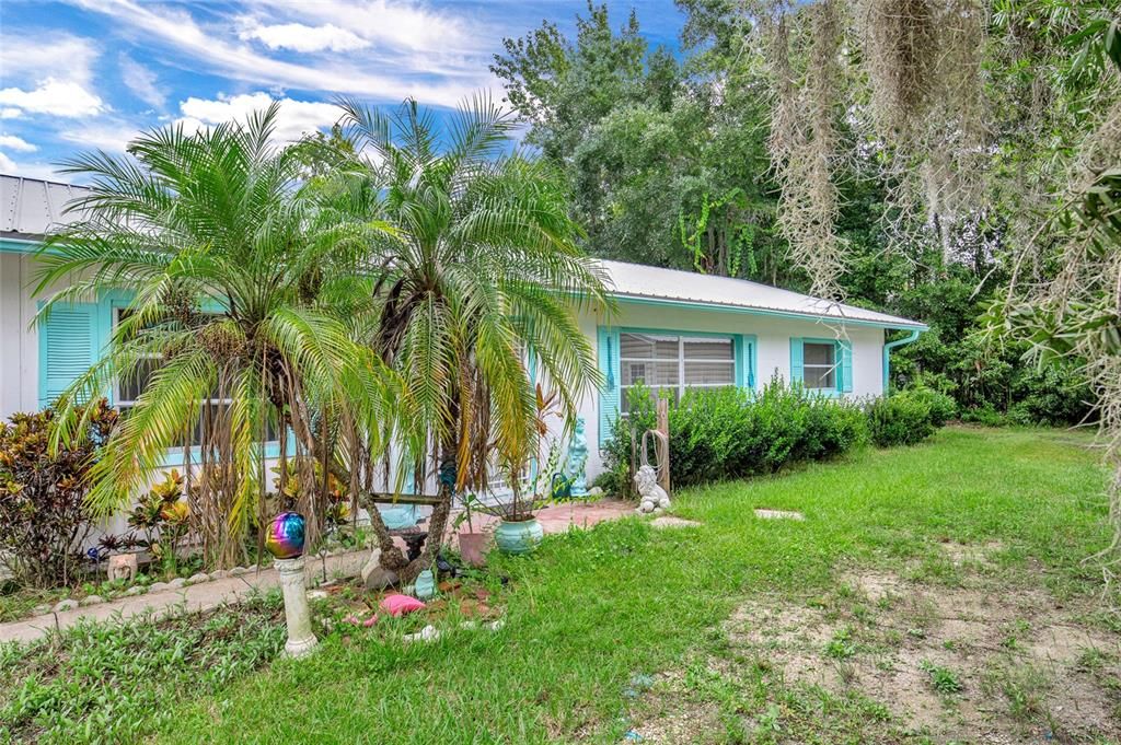 For Sale: $312,900 (3 beds, 1 baths, 1488 Square Feet)