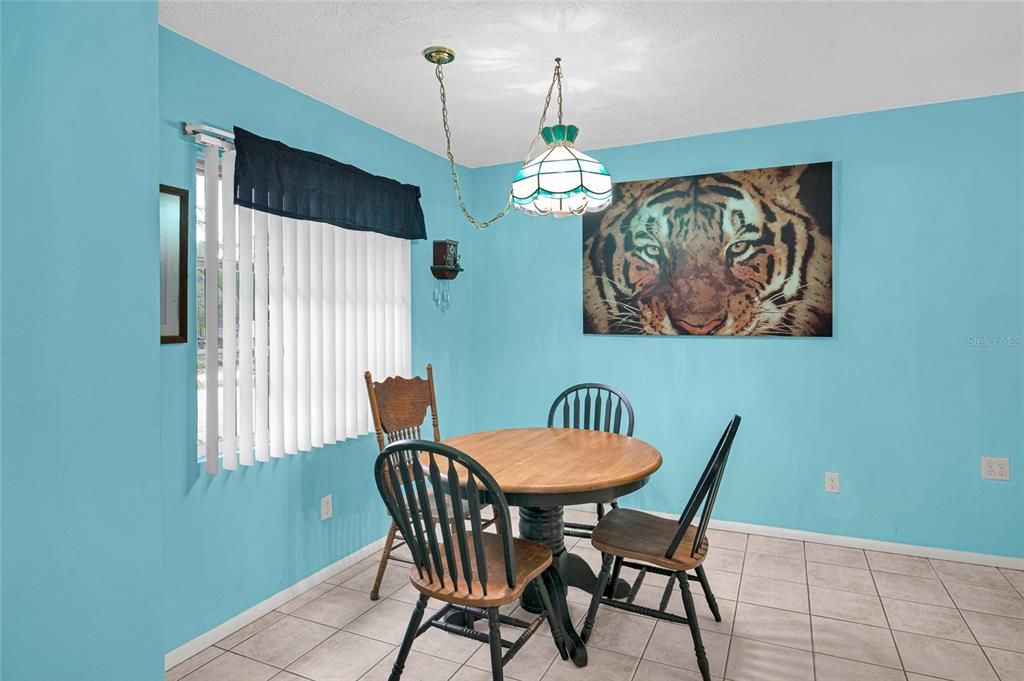 For Sale: $312,900 (3 beds, 1 baths, 1488 Square Feet)