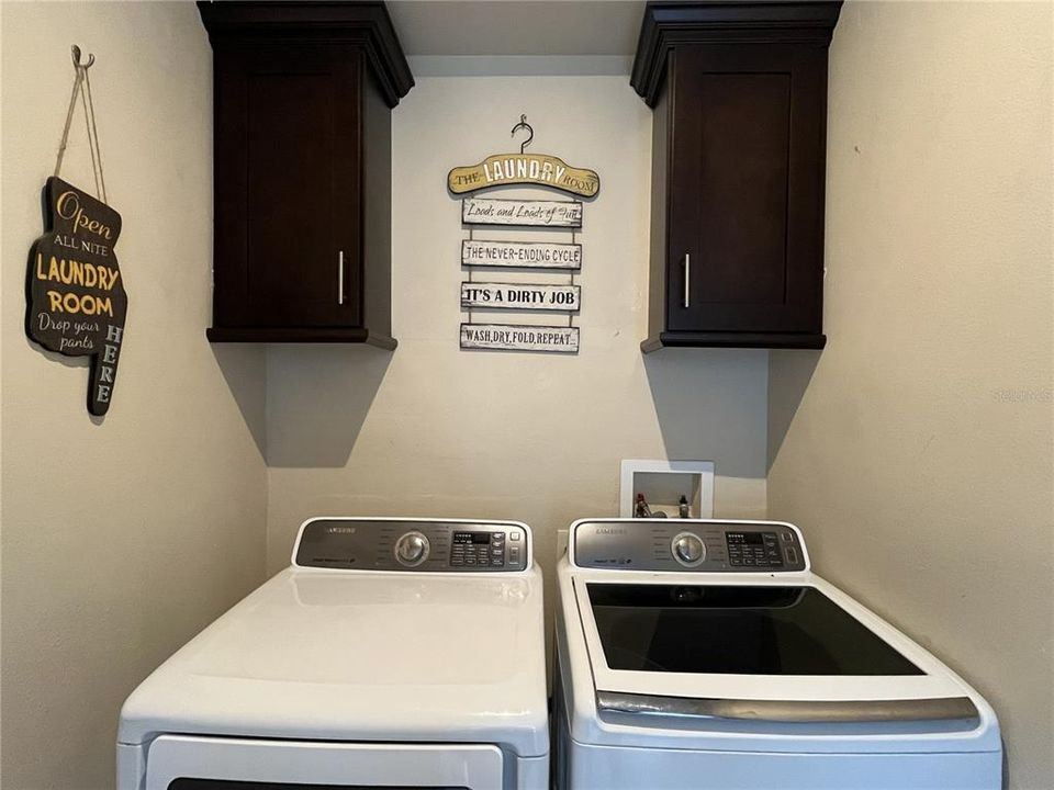 待售: $597,000 (5 贝兹, 3 浴室, 2767 平方英尺)