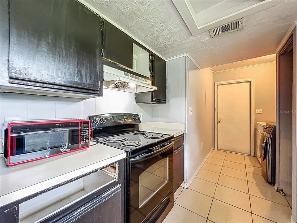 For Sale: $209,000 (3 beds, 2 baths, 1107 Square Feet)