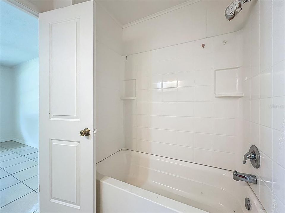 For Sale: $209,000 (3 beds, 2 baths, 1107 Square Feet)