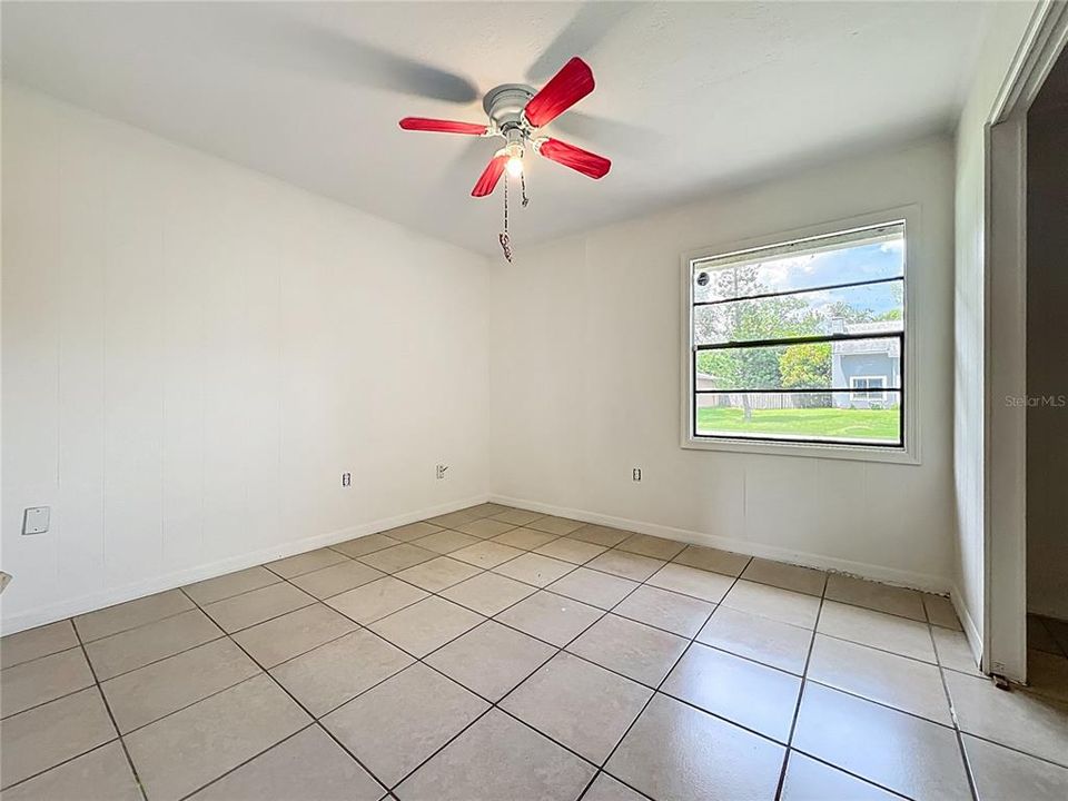 For Sale: $209,000 (3 beds, 2 baths, 1107 Square Feet)