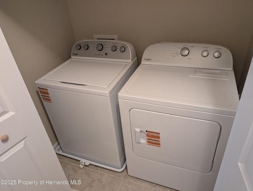 Activo con contrato: $220,000 (2 camas, 2 baños, 1262 Pies cuadrados)