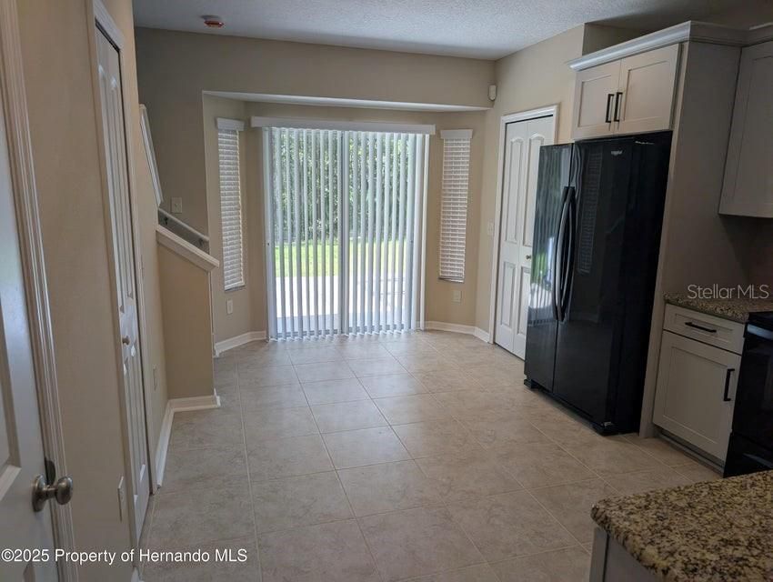 Activo con contrato: $220,000 (2 camas, 2 baños, 1262 Pies cuadrados)