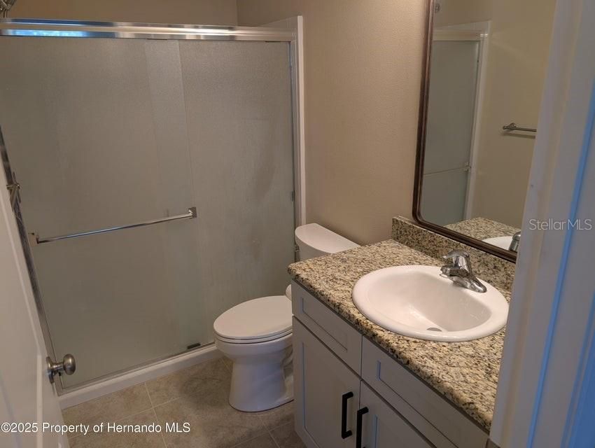 Activo con contrato: $220,000 (2 camas, 2 baños, 1262 Pies cuadrados)