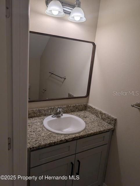 Activo con contrato: $220,000 (2 camas, 2 baños, 1262 Pies cuadrados)