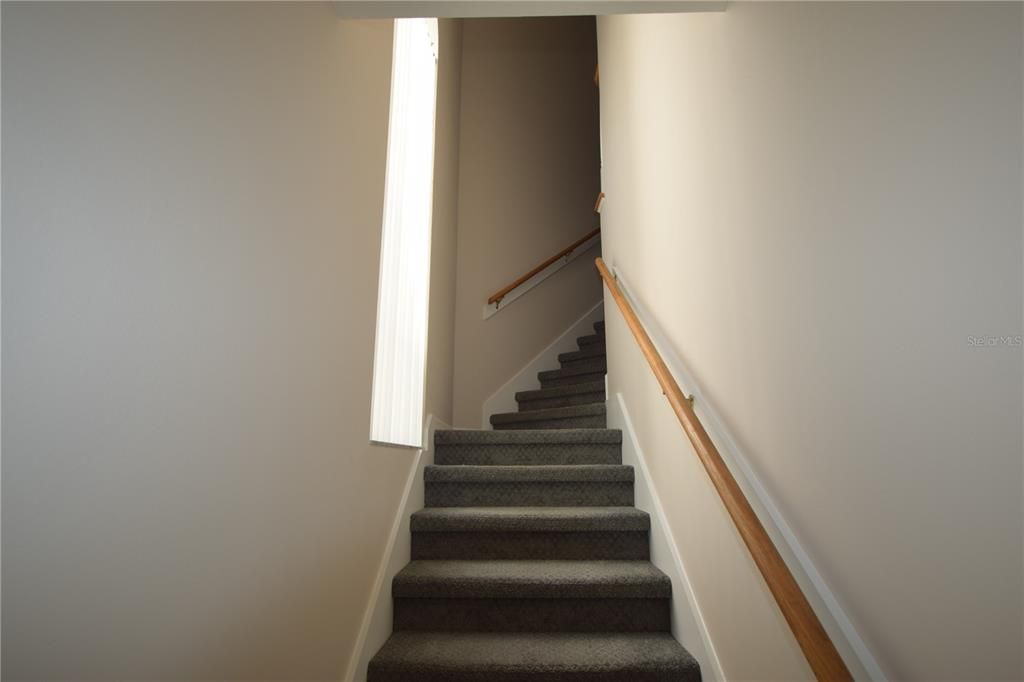 For Rent: $2,100 (3 beds, 2 baths, 1616 Square Feet)