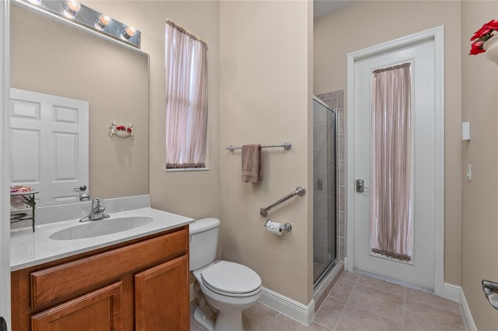 Под контрактом: $965,000 (4 спален, 3 ванн, 3271 Квадратных фут)