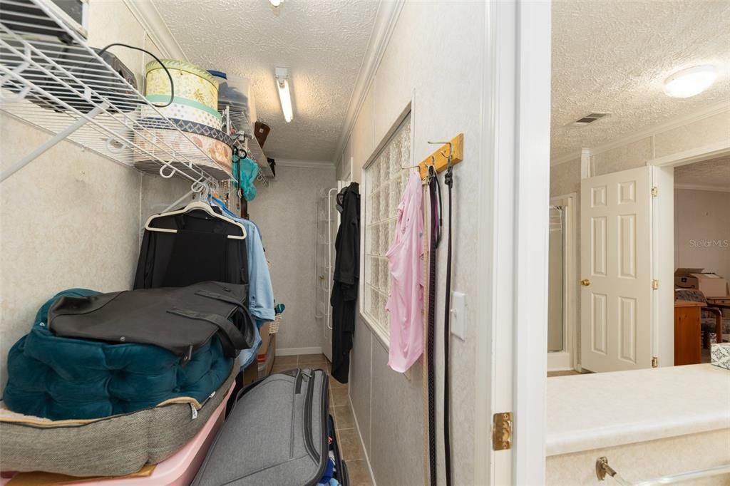 For Sale: $254,900 (3 beds, 2 baths, 1836 Square Feet)