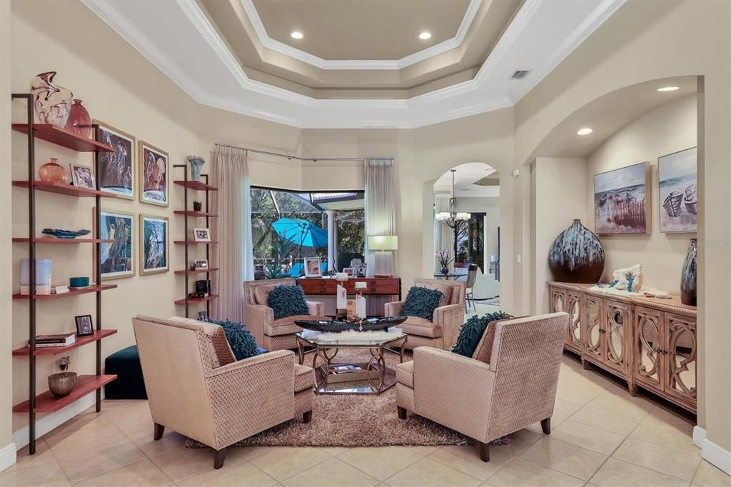 For Sale: $1,215,000 (5 beds, 4 baths, 3686 Square Feet)