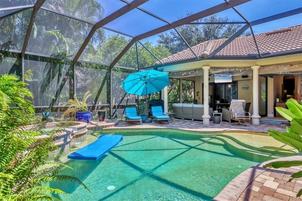 For Sale: $1,215,000 (5 beds, 4 baths, 3686 Square Feet)