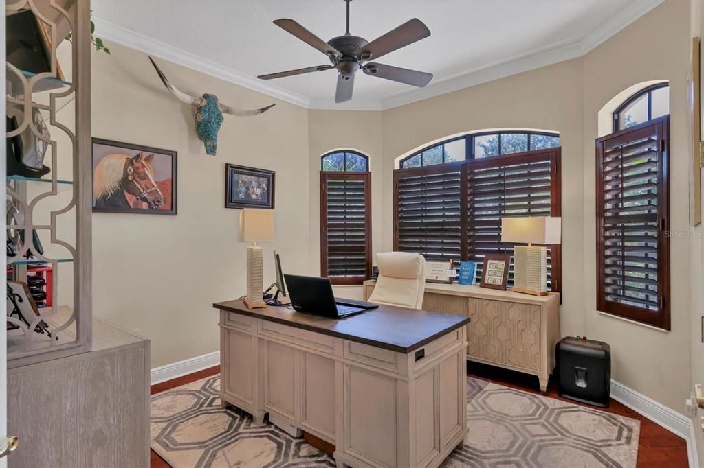 For Sale: $1,215,000 (5 beds, 4 baths, 3686 Square Feet)