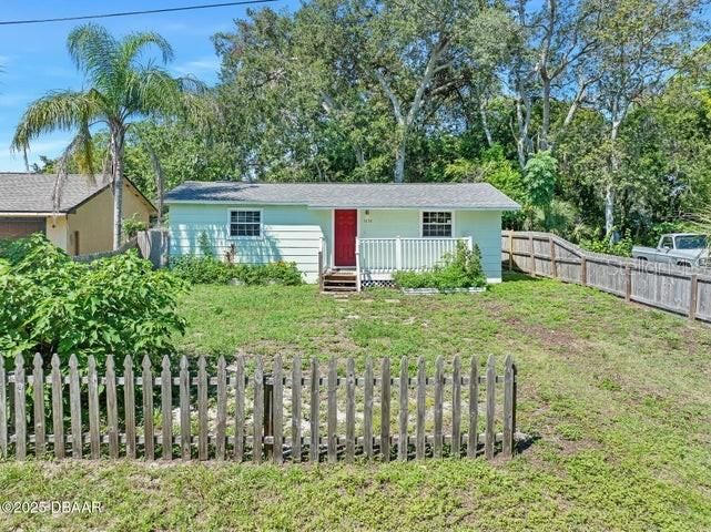 For Sale: $174,500 (2 beds, 1 baths, 760 Square Feet)