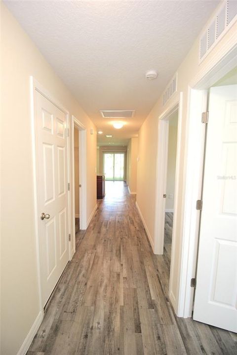 For Sale: $499,000 (6 beds, 0 baths, 2613 Square Feet)