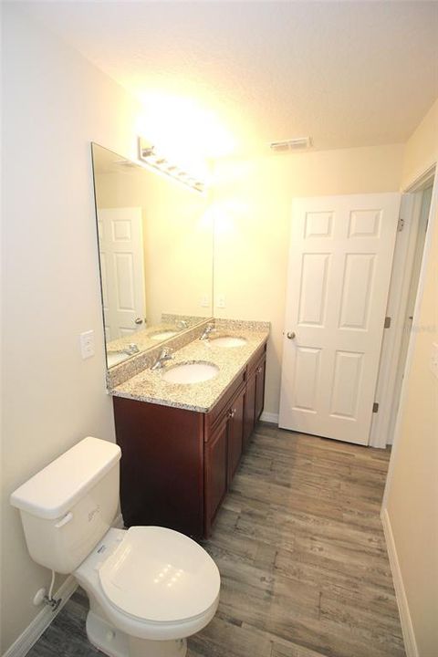 For Sale: $499,000 (6 beds, 0 baths, 2613 Square Feet)