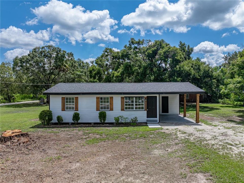 Active With Contract: $182,000 (3 beds, 1 baths, 815 Square Feet)