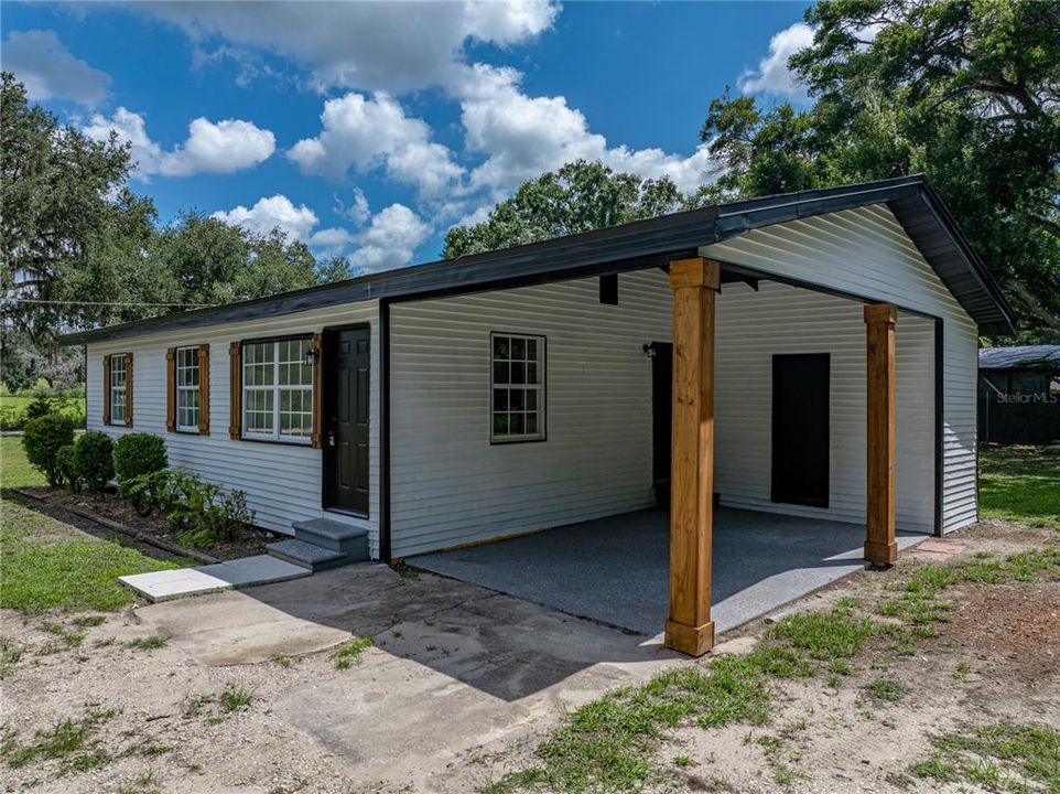 Active With Contract: $182,000 (3 beds, 1 baths, 815 Square Feet)