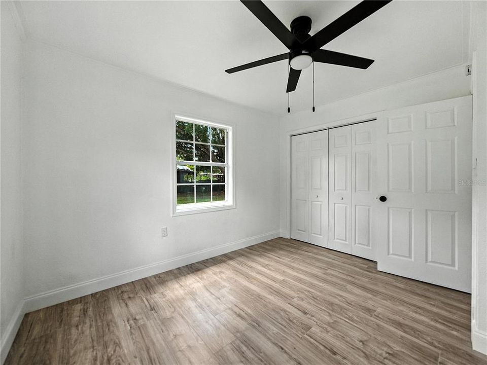 Active With Contract: $182,000 (3 beds, 1 baths, 815 Square Feet)