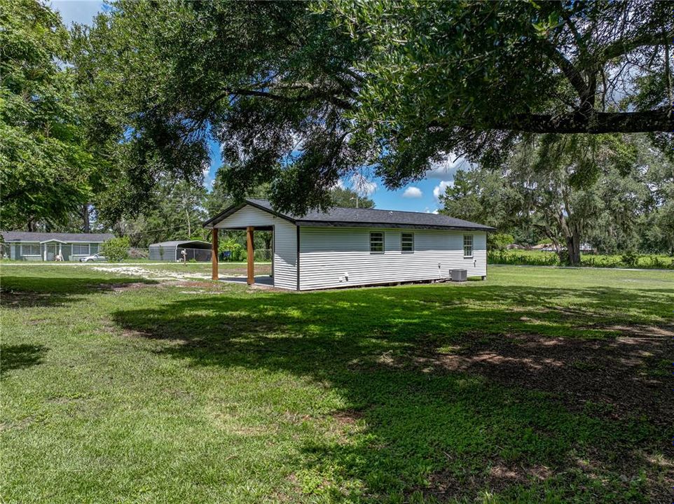 Active With Contract: $182,000 (3 beds, 1 baths, 815 Square Feet)