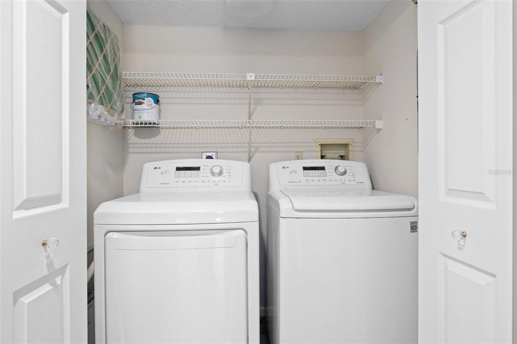 For Sale: $185,000 (2 beds, 2 baths, 1643 Square Feet)