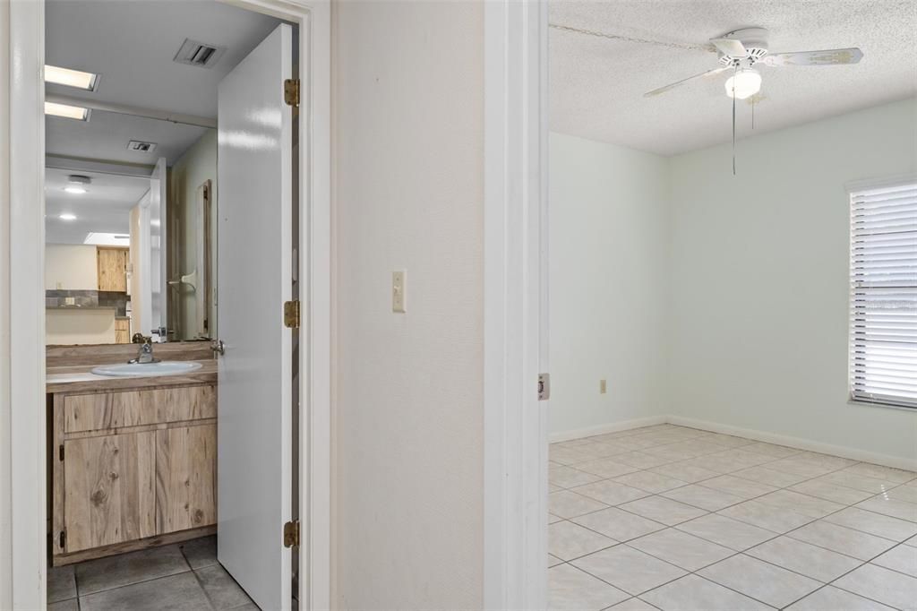 For Sale: $185,000 (2 beds, 2 baths, 1643 Square Feet)