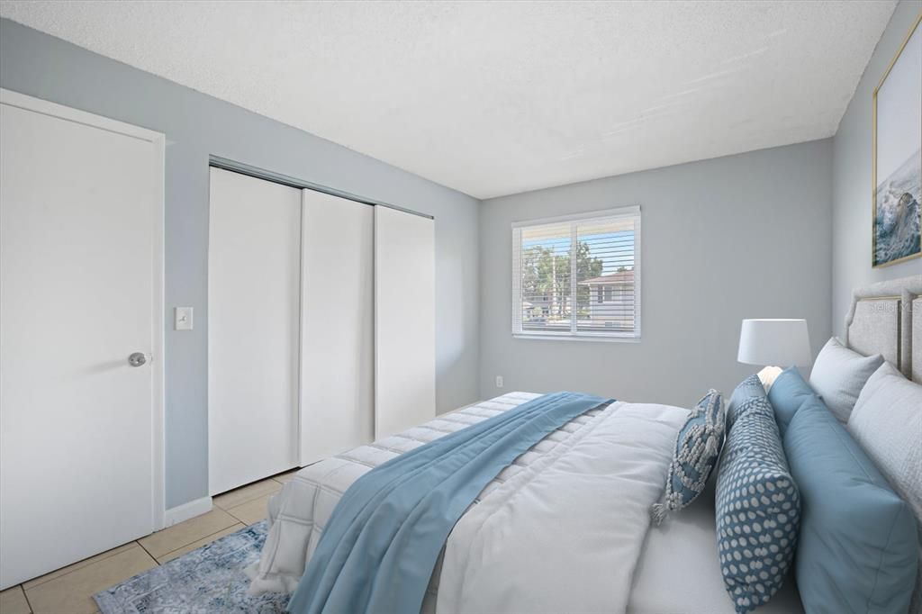 For Sale: $149,900 (2 beds, 2 baths, 918 Square Feet)