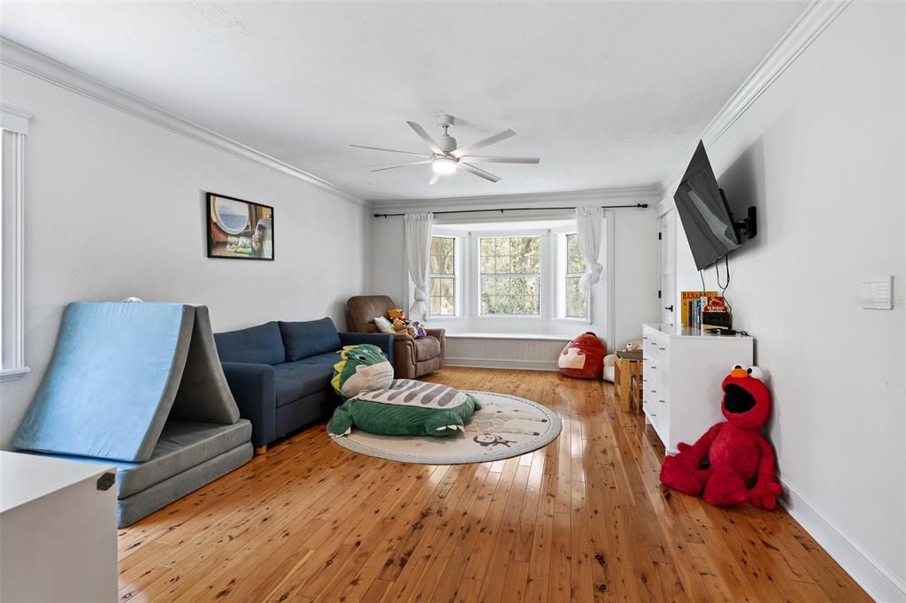 待售: $973,900 (3 贝兹, 3 浴室, 3245 平方英尺)