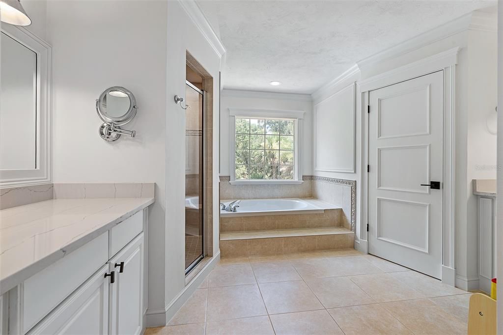 待售: $973,900 (3 贝兹, 3 浴室, 3245 平方英尺)