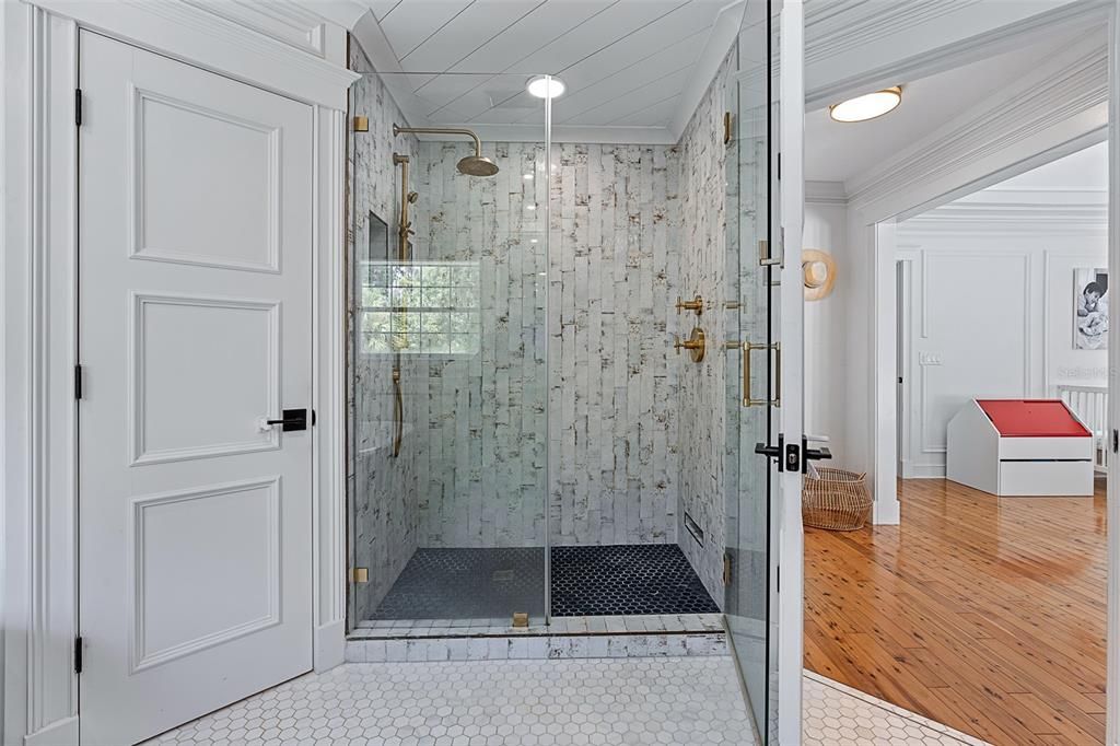 待售: $973,900 (3 贝兹, 3 浴室, 3245 平方英尺)