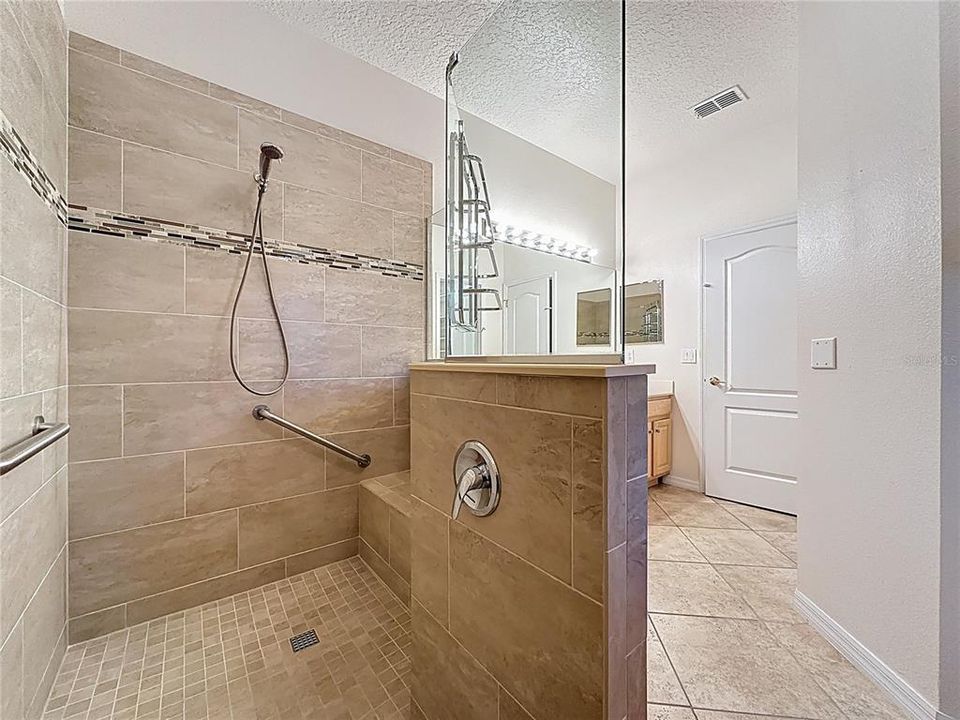 На продажу: $440,000 (3 спален, 2 ванн, 2148 Квадратных фут)