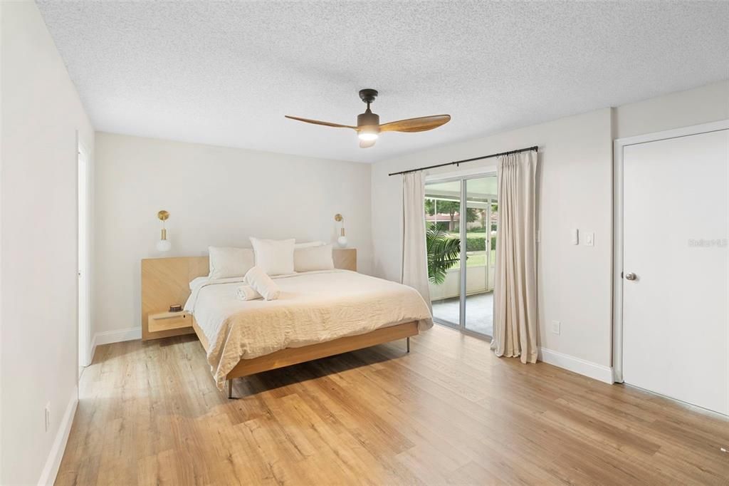 待售: $570,000 (4 贝兹, 2 浴室, 1948 平方英尺)