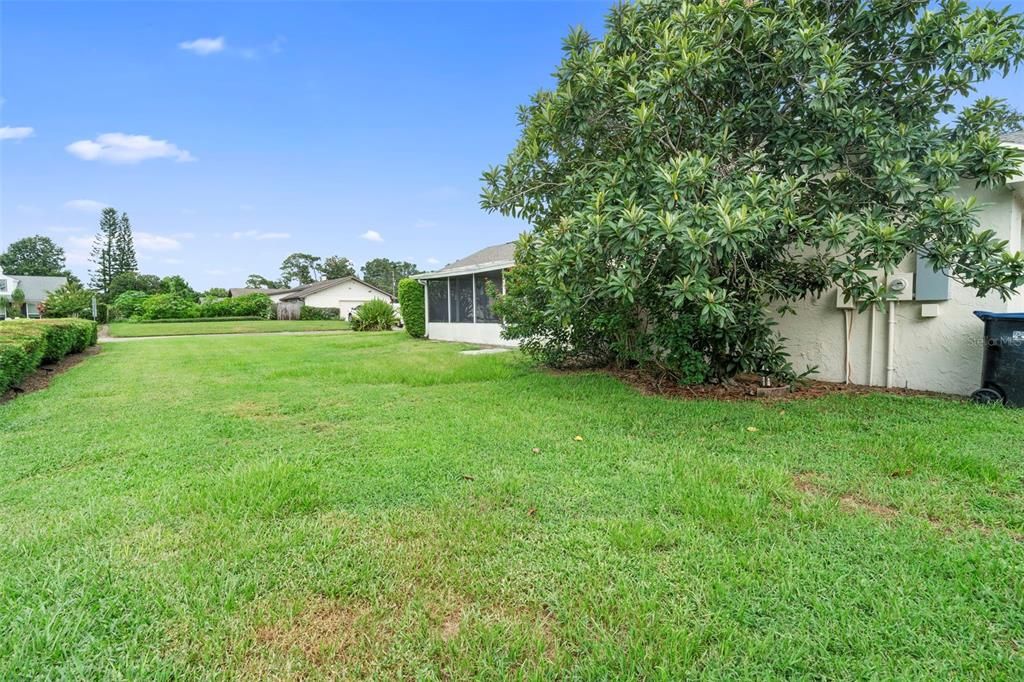 待售: $570,000 (4 贝兹, 2 浴室, 1948 平方英尺)