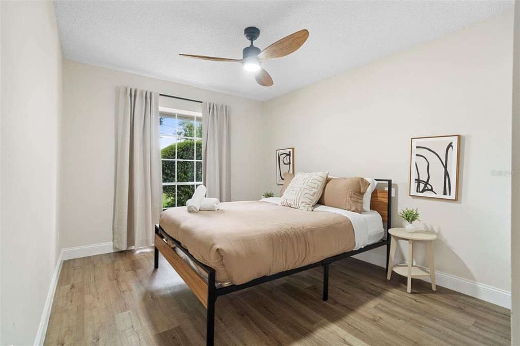 待售: $570,000 (4 贝兹, 2 浴室, 1948 平方英尺)