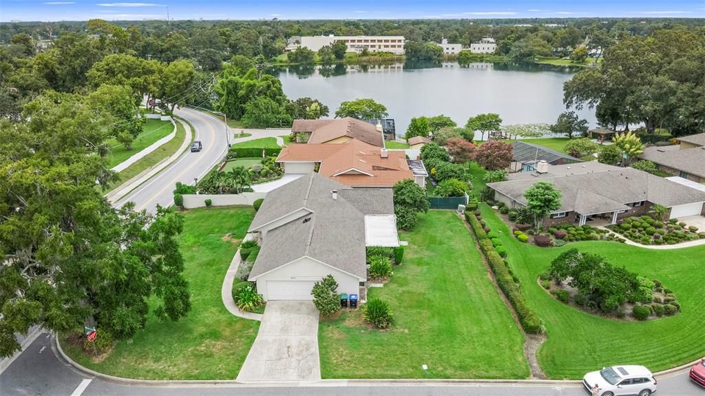 待售: $570,000 (4 贝兹, 2 浴室, 1948 平方英尺)