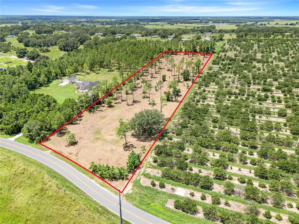 En Venta: $375,900 (4.64 acres)